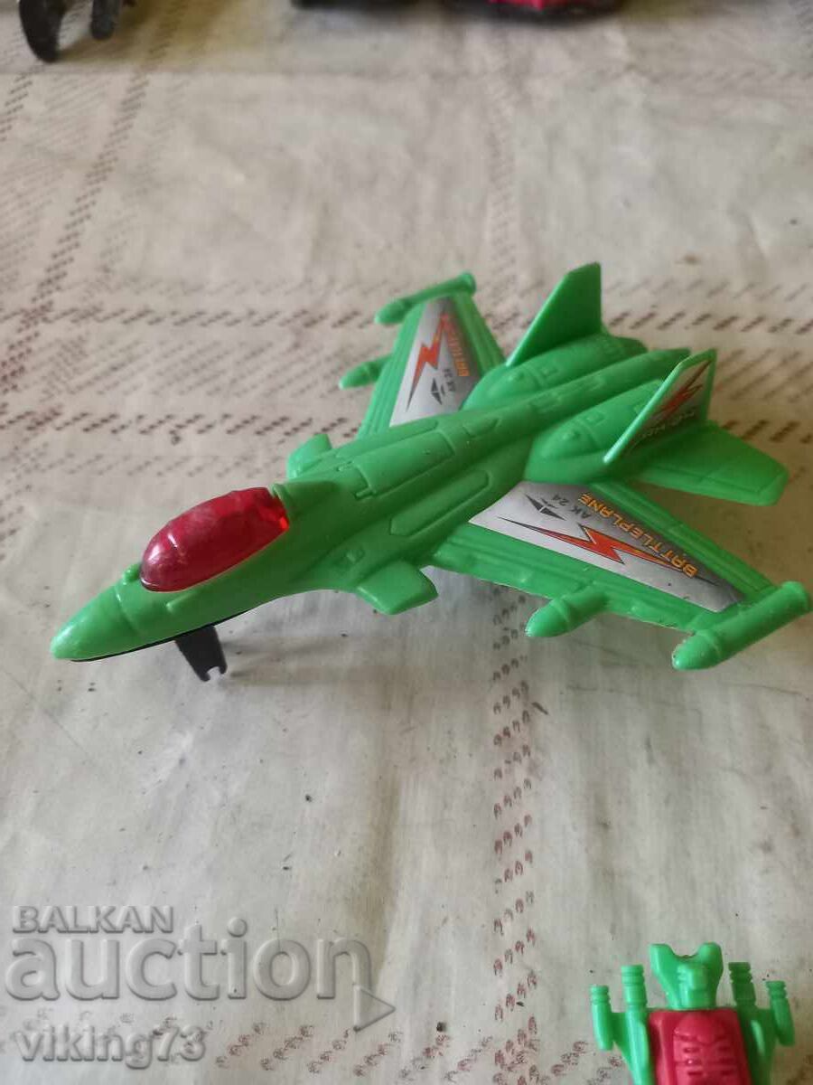 Доставка на Ретро играчки, самолетчета.