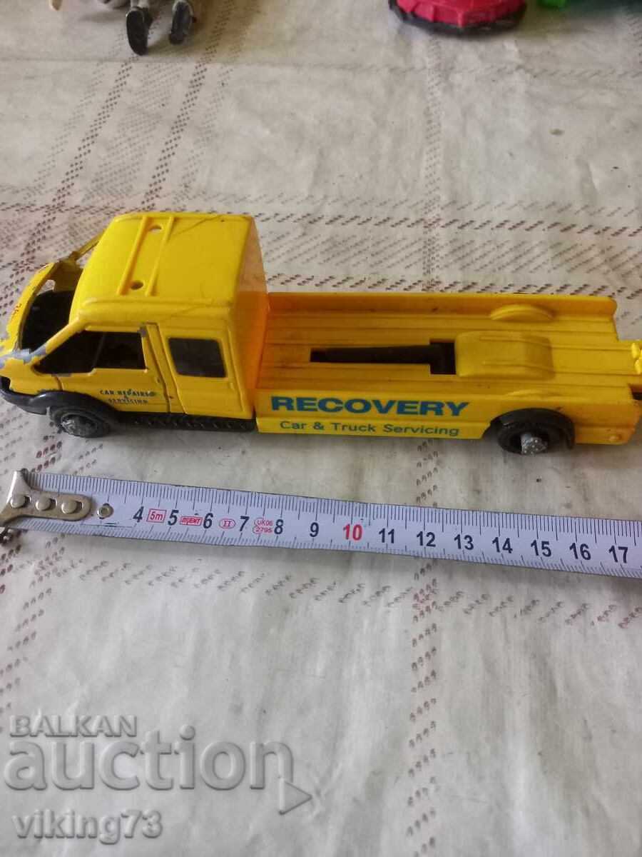 Ретро играчка, камионче. Ретро играчка, камионче.