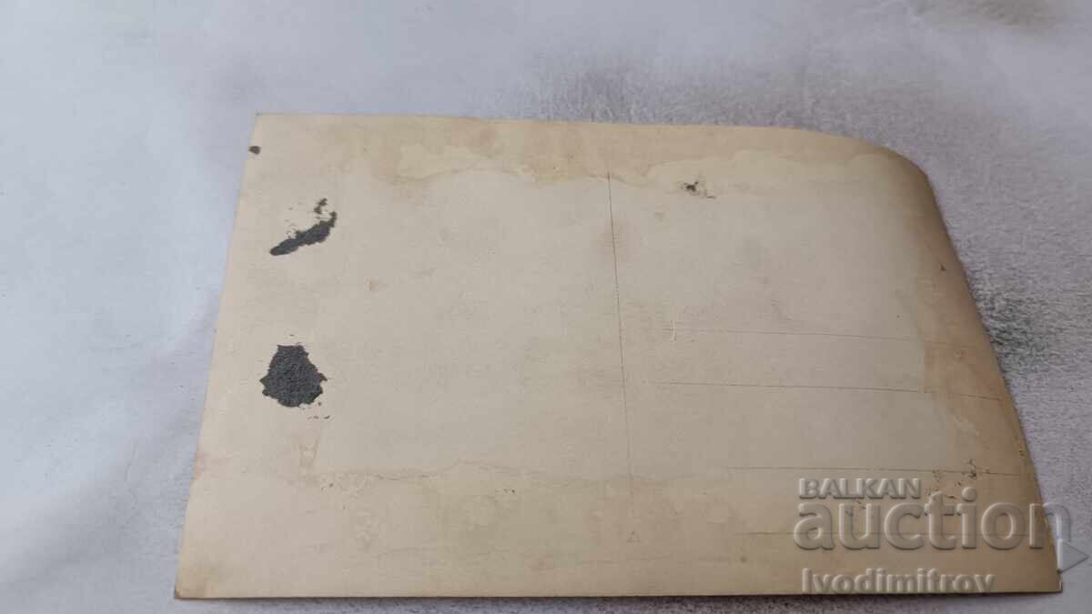 Photo Young girl in the park with price 1.85 BGN | € 0.95 Photo Young girl in the park with price 1.85 BGN | € 0.95