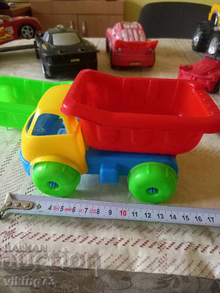Dump truck with price 3.00 BGN | € 1.53