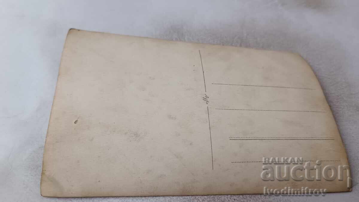 Φωτογραφία Άνδρες και γυναίκες με φτυάρια στον δρόμο με τιμή 2.45 BGN | € 1.25