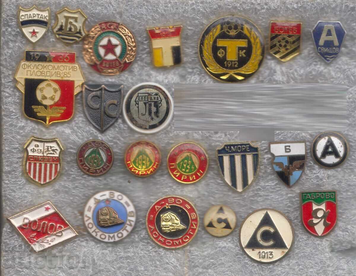 Football 23 OLD BULGARIAN BADGES