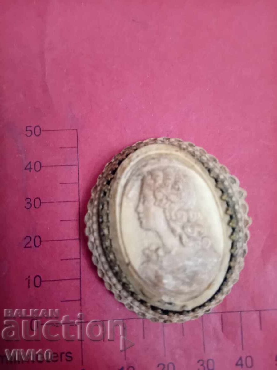 Antique brooch Antique brooch