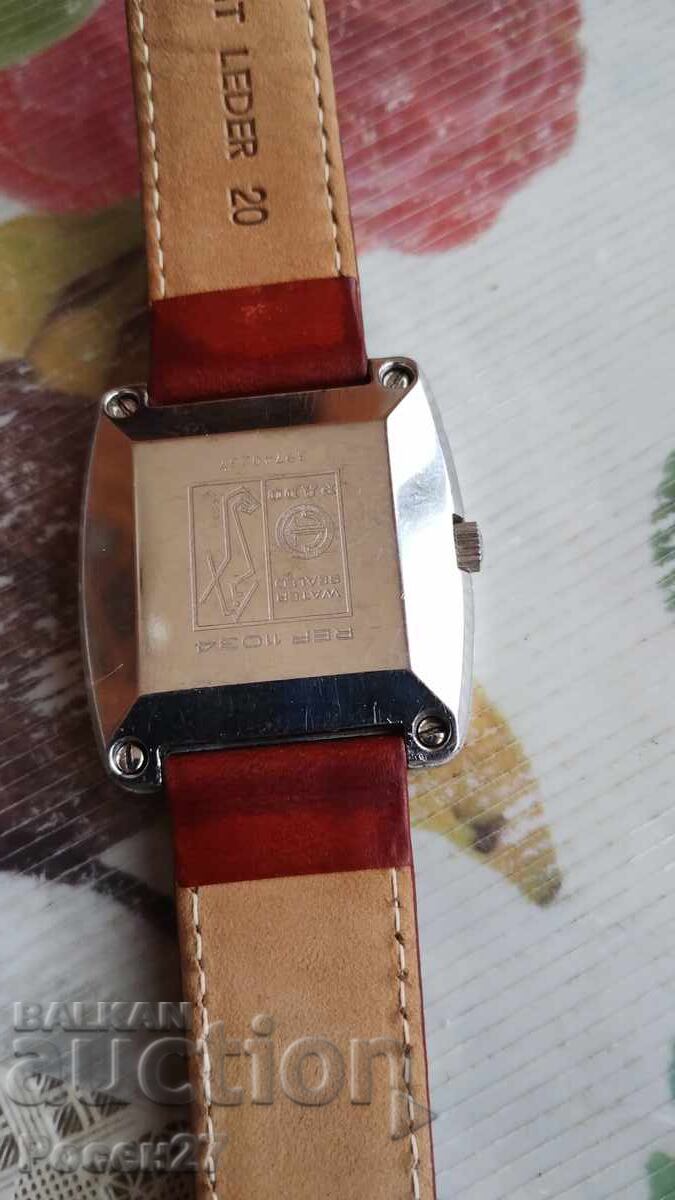 Автоматичен часовник rado с цена 1000.00 лв. | € 511.29 Автоматичен часовник rado с цена 1000.00 лв. | € 511.29