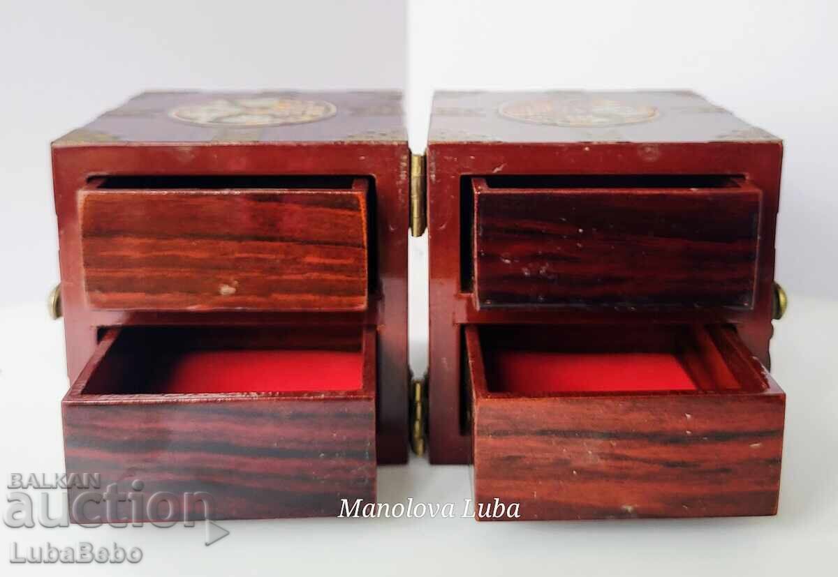 Delivery of Two Korean Najeonchilgi (Mother-of-Pearl Inlay) Jewelry Boxes