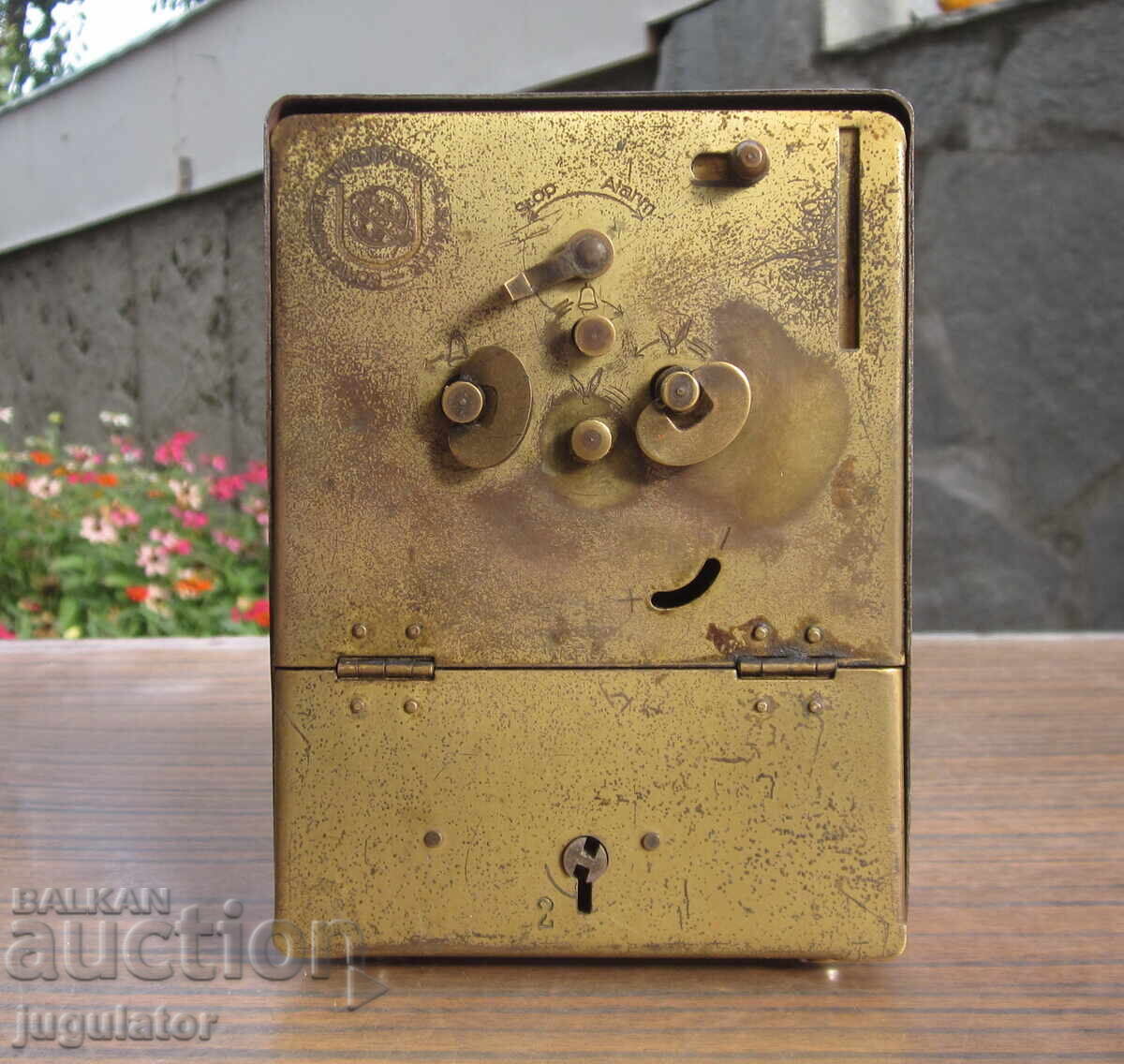 GLOBUS παλιό Γερμανικό επιτραπέζιο ρολόι κουμπαράς με ημερομηνία - 5 GLOBUS παλιό Γερμανικό επιτραπέζιο ρολόι κουμπαράς με ημερομηνία - 5