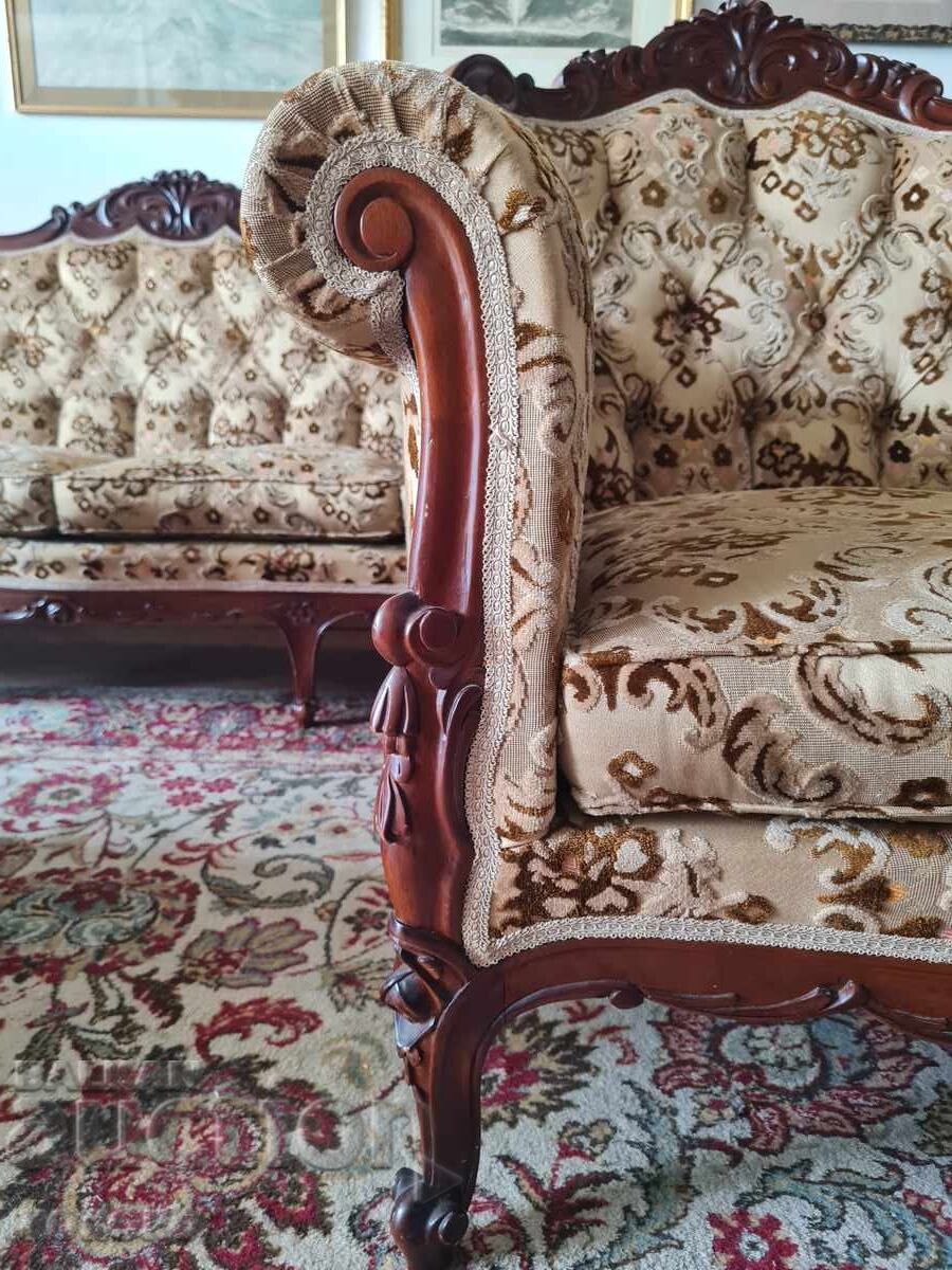 Παράδοση Πωλείται σετ σαλονιού - μπαρόκ Παράδοση Πωλείται σετ σαλονιού - μπαρόκ