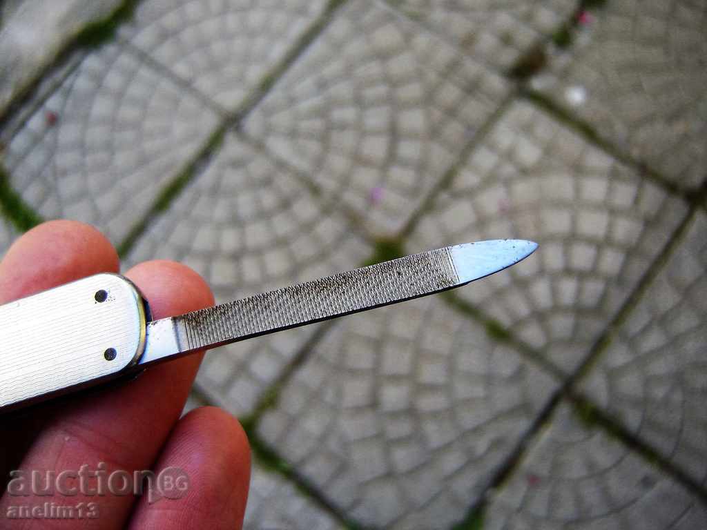 AN OLD POCKET KNIFE - 6 AN OLD POCKET KNIFE - 6