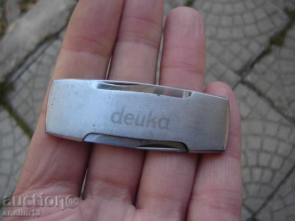 COLLECTIBLE POCKET KNIFE