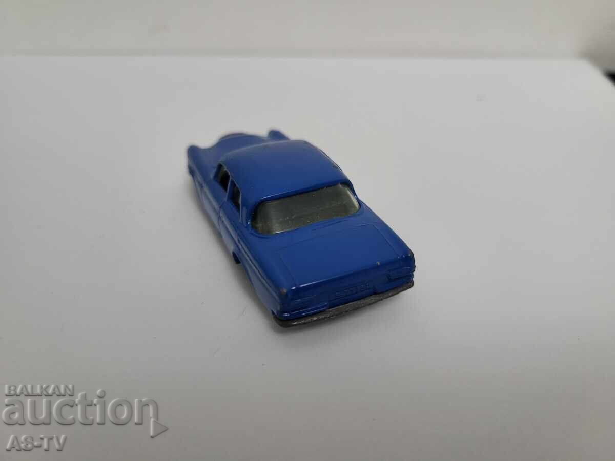 Matchbox Bulgaria Mercedes 300 SE - 5