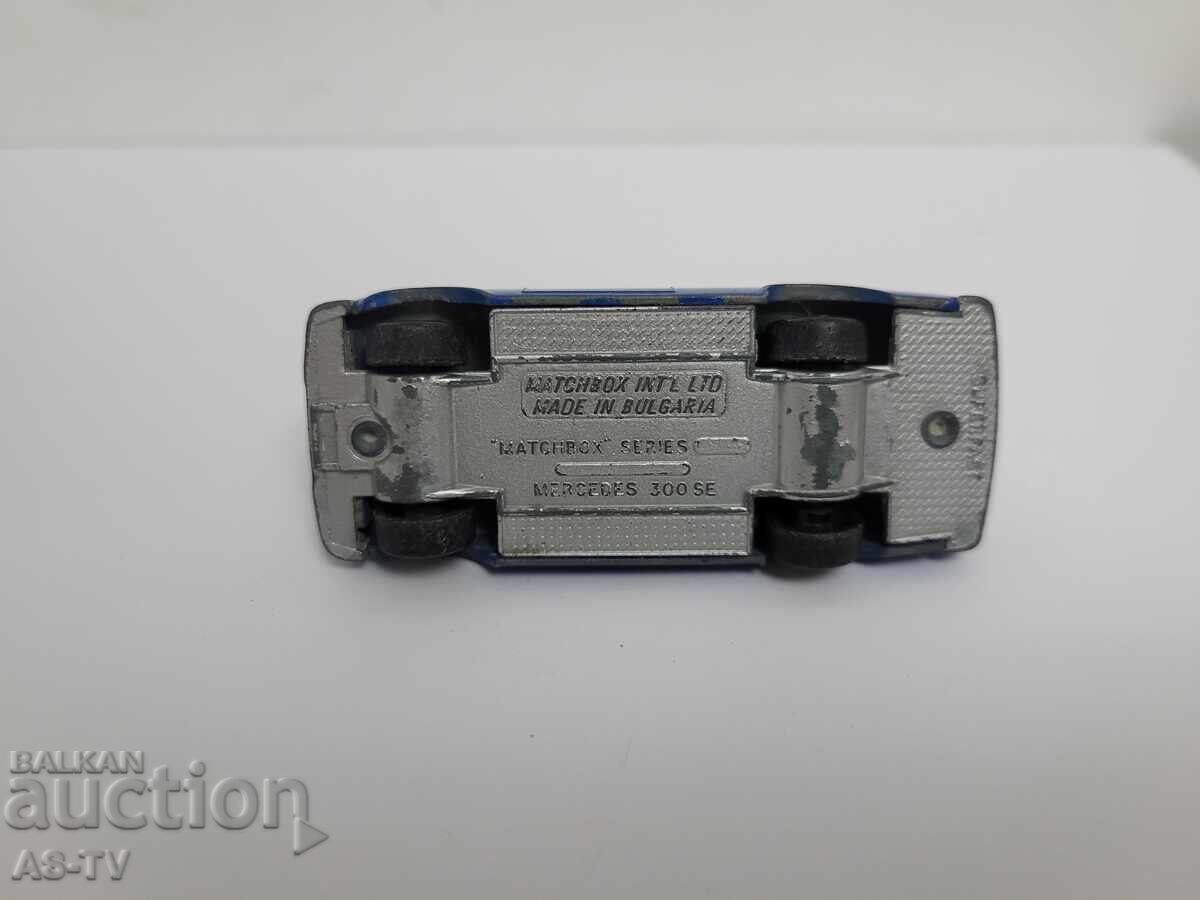 Matchbox Bulgaria Mercedes 300 SE - 6