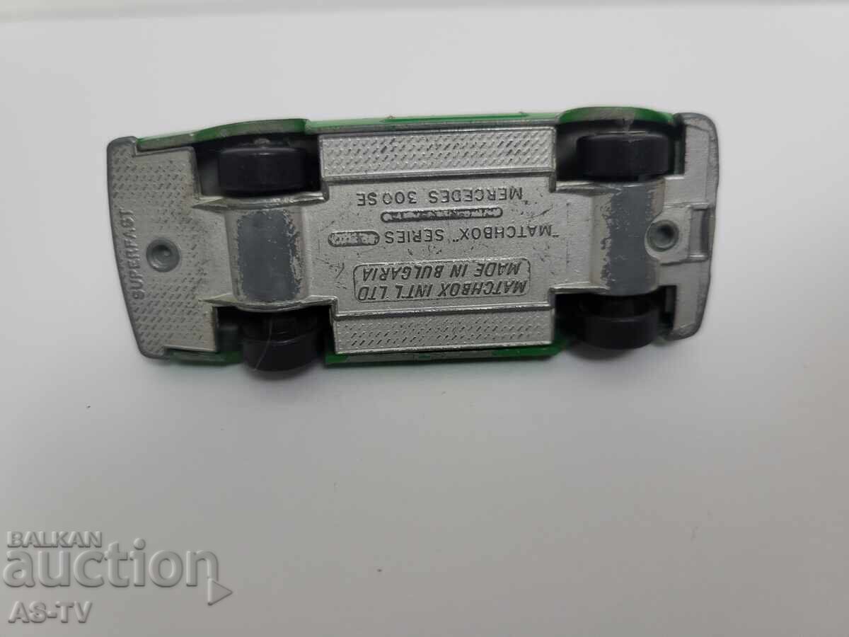 Matchbox Bulgaria Mercedes 300 SE - 6