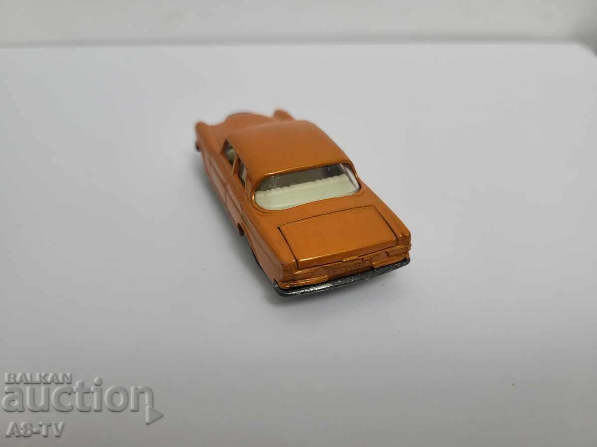 Auction  Matchbox England Mercedes 300 SE