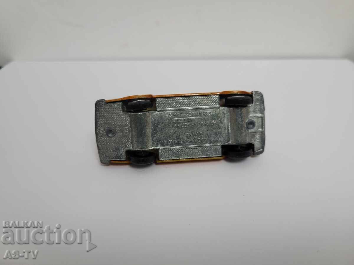 Matchbox England Mercedes 300 SE - 6