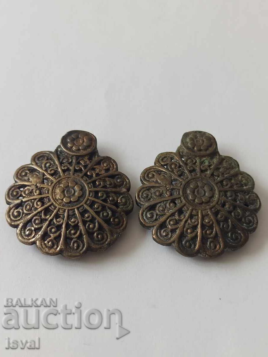 Decorațiuni renascentiste pentru curea - 2 bucăți cu preț € 22.00 | 43.03 BGN Decorațiuni renascentiste pentru curea - 2 bucăți cu preț € 22.00 | 43.03 BGN