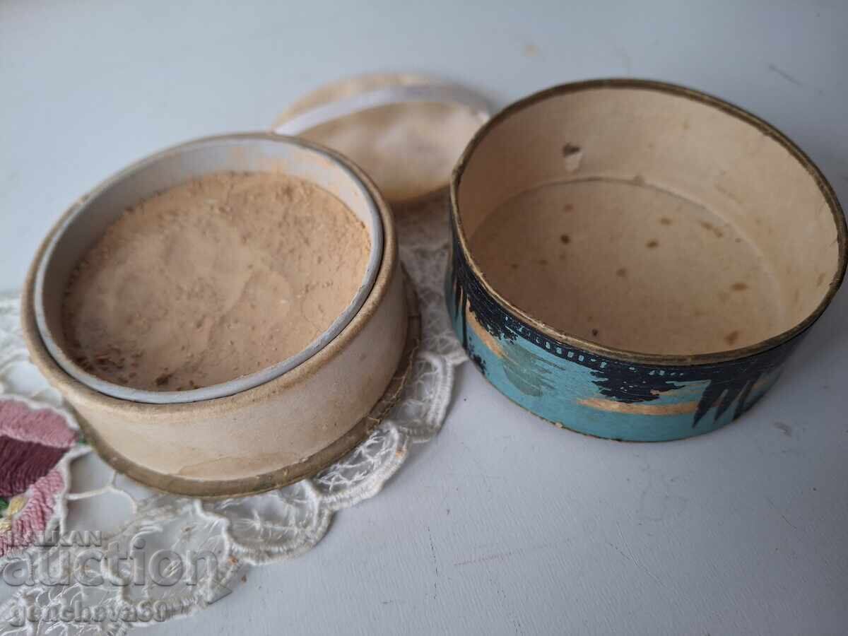 Licitație Anii 50. Cutie pudră „Mască de seară” Aroma-Sofia