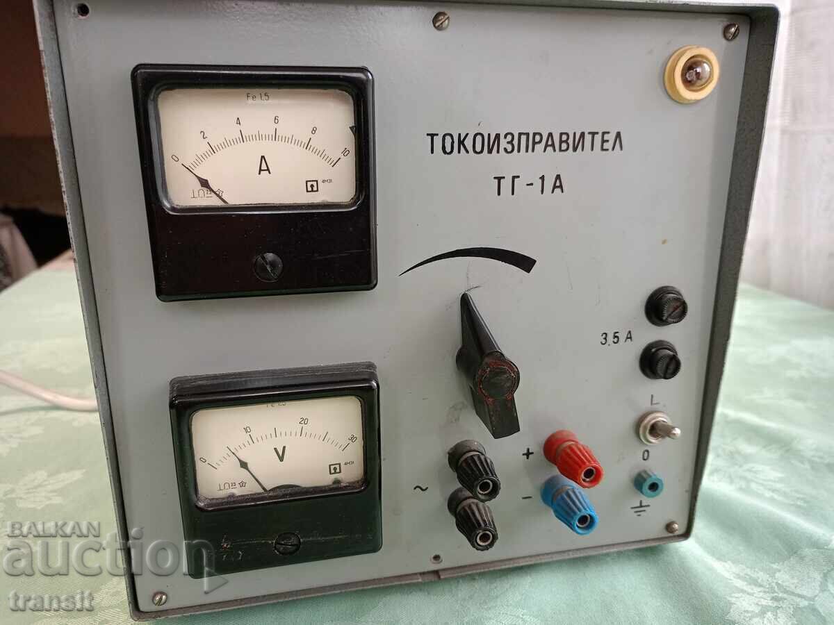 Redresor TG-1A 0-30 v cu preț 120.00 BGN | € 61.36