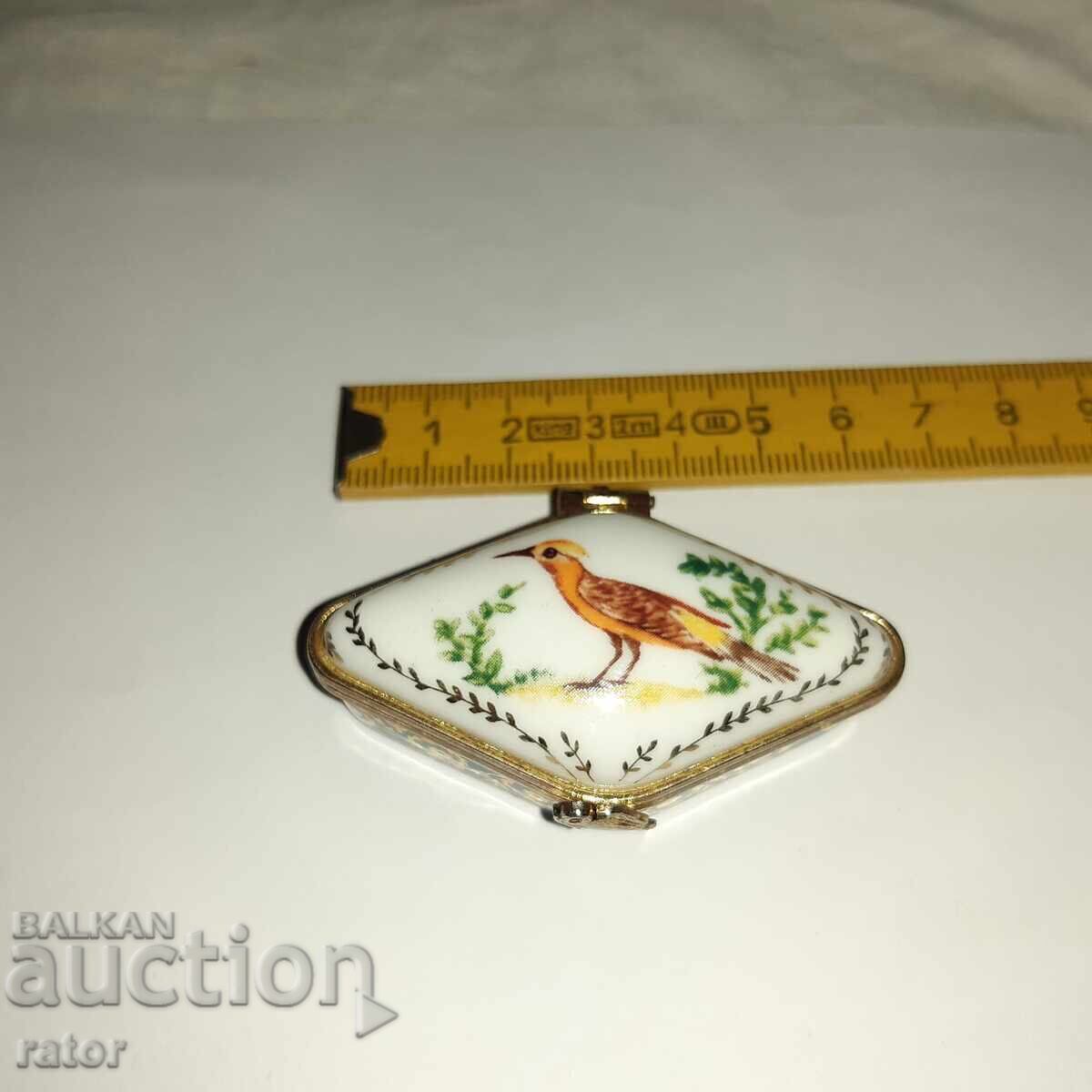 Elegant DEL PRADO Porcelain Box. Porcelain with price € 7.99 | 15.63 BGN