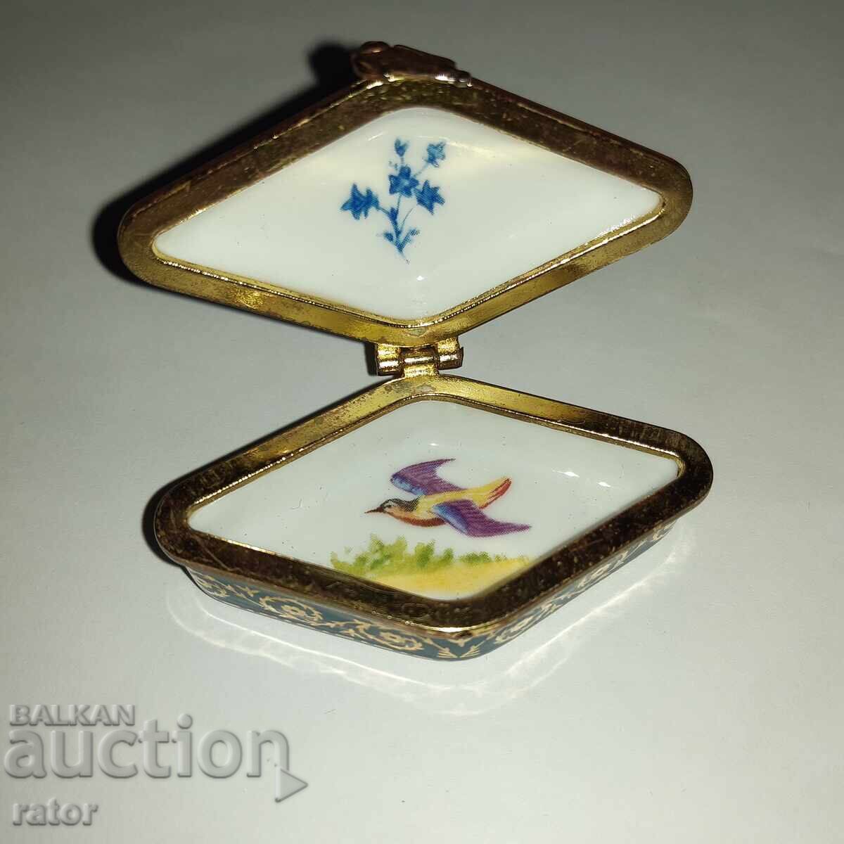 Livrarea Cutie de porțelan fin DEL PRADO . Porțelan