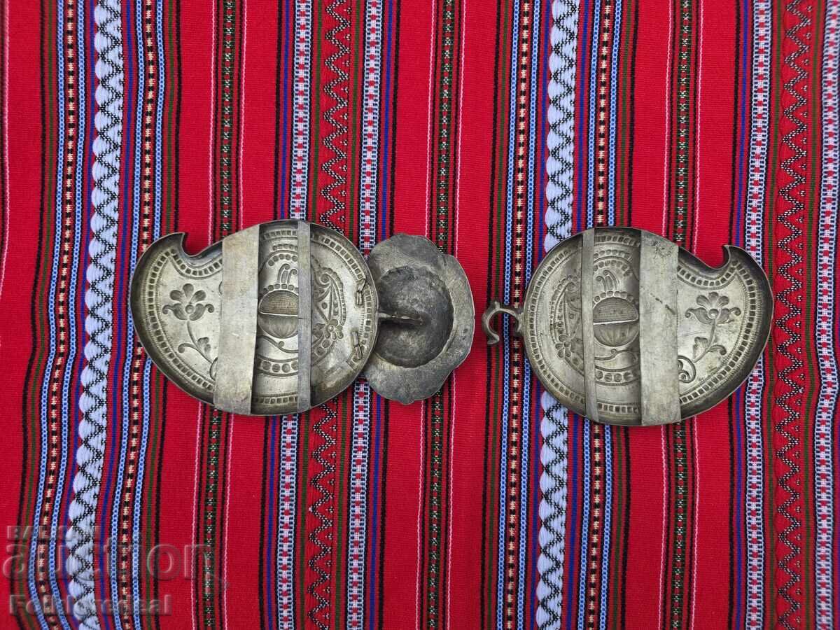 Delivery of Authentic paftas (belt ornaments) for women's costume from Skopje Blatija