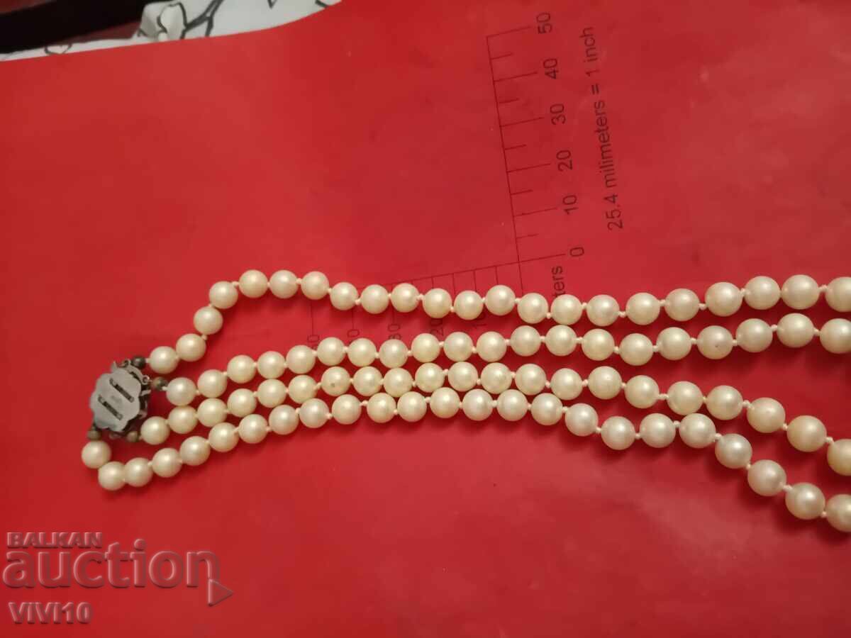 Старинно колие с перли, сребърна закопчалка с цена 120.00 лв. | € 61.36