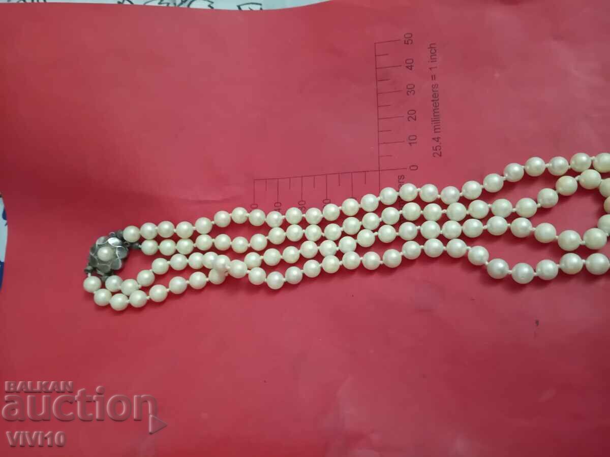 Старинно колие с перли, сребърна закопчалка