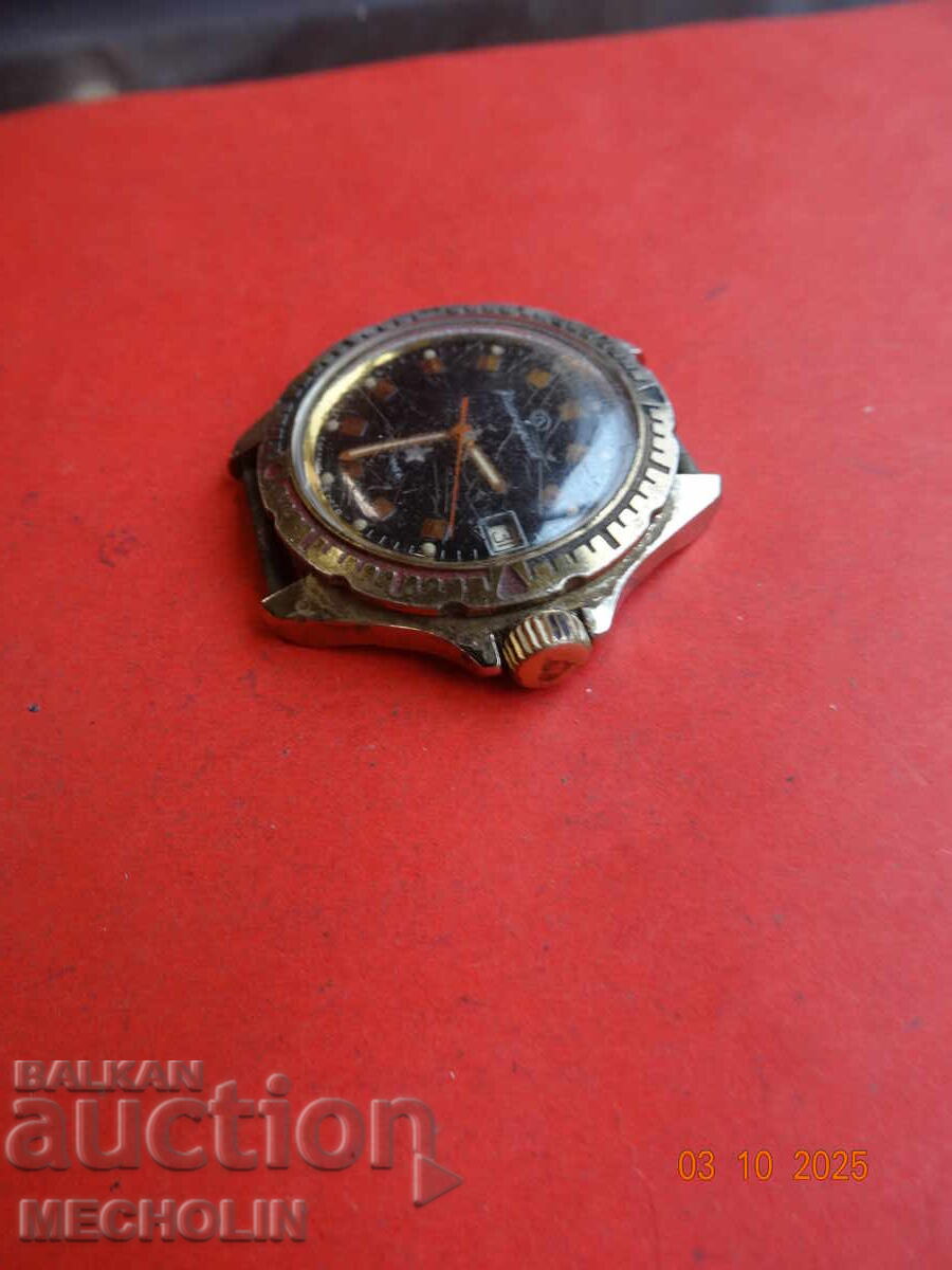 Auction  COLLECTOR'S RUSSIAN VOSTOK KOMANDIRSKIE 1