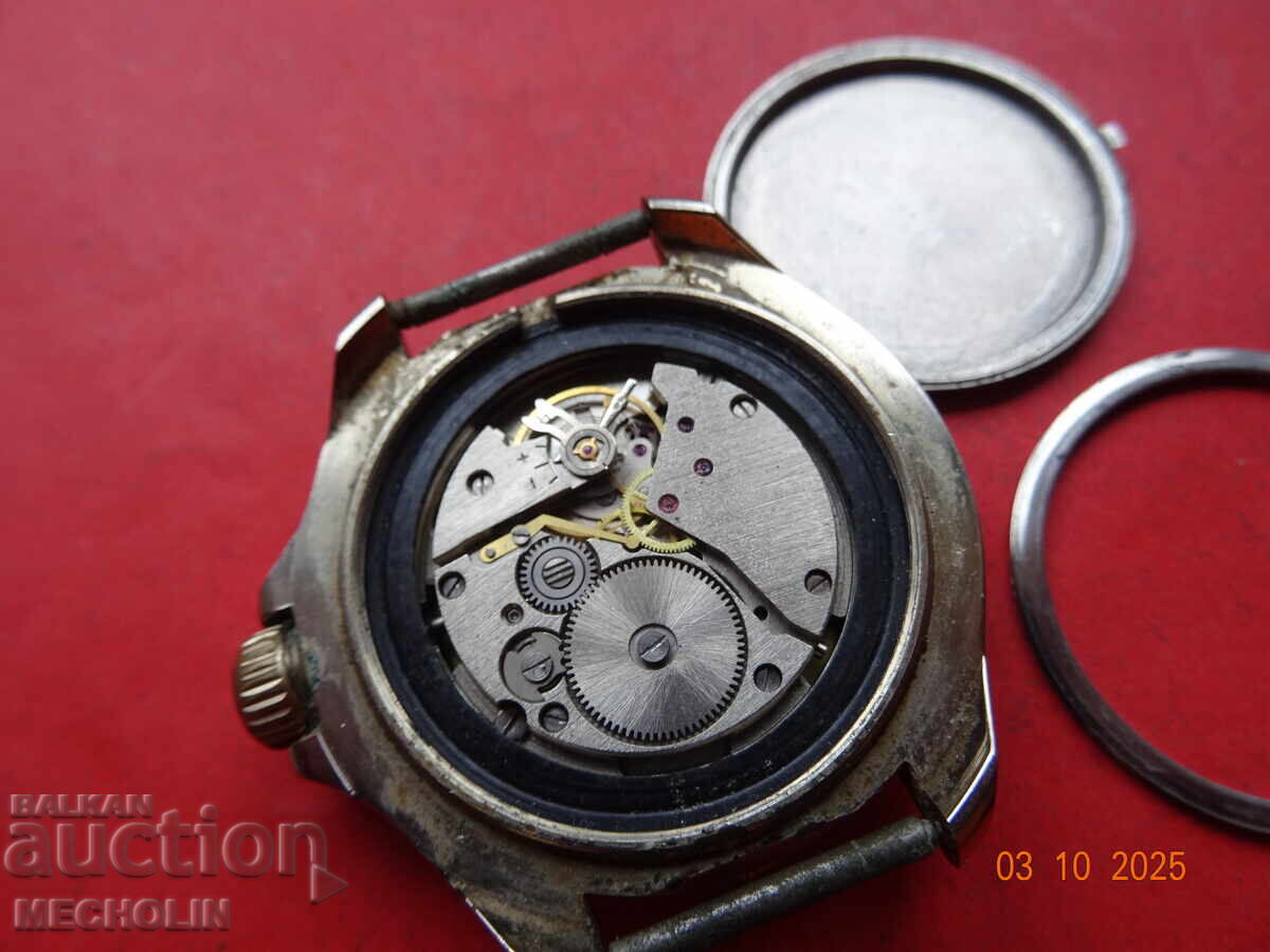 COLLECTOR'S RUSSIAN VOSTOK KOMANDIRSKIE 1 - 7