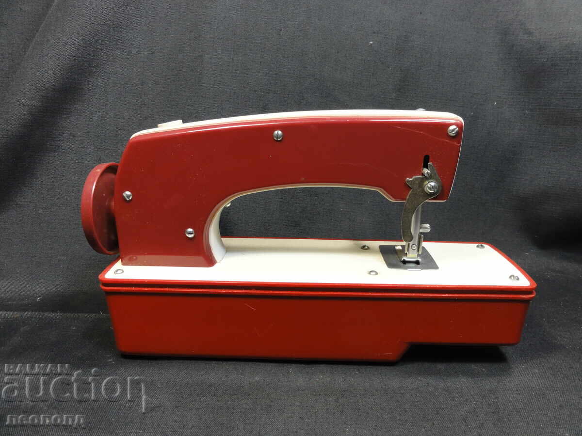 Παράδοση ΠΑΛΑΙΟ ΡΕΤΡΟ ΣΟΣ ΣΣΔ ΜΗΧΑΝΙΚΟ ΠΑΙΧΝΙΔΙ ΡΑΠΤΟΜΗΧΑΝΗ