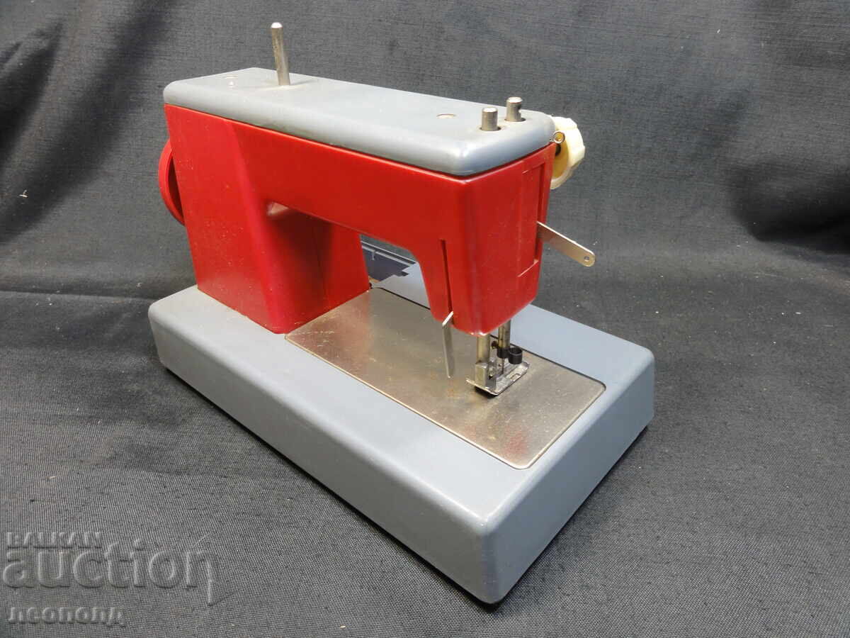 Παράδοση ΠΑΛΑΙΟ ΡΕΤΡΟ ΣΟΣ ΣΣΔ ΜΗΧΑΝΙΚΟ ΠΑΙΧΝΙΔΙ ΡΑΠΤΟΜΗΧΑΝΗ