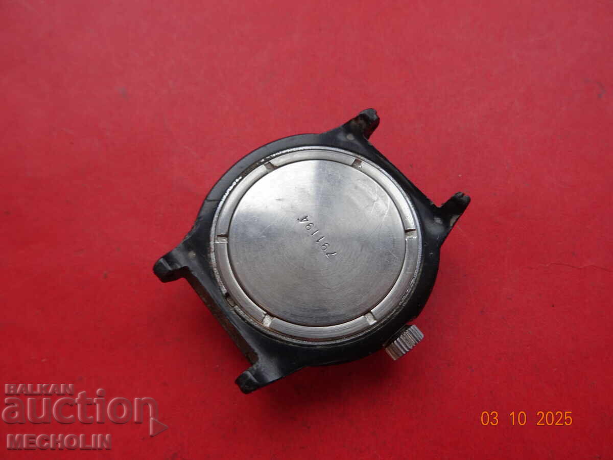 COLLECTOR'S RUSSIAN VOSTOK KOMANDIRSKIE 5 - 5