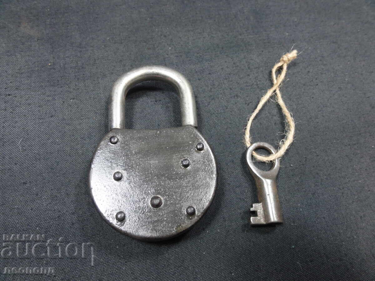 OLD RETRO PADLOCK WITH KEY ABUS GERMANY with price 20.00 BGN | € 10.23