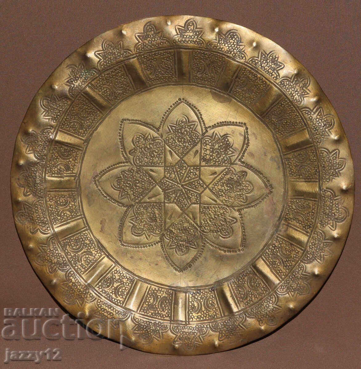 Veche farfurie din alamă, panou, decorațiune de perete, motive islamice Veche farfurie din alamă, panou, decorațiune de perete, motive islamice