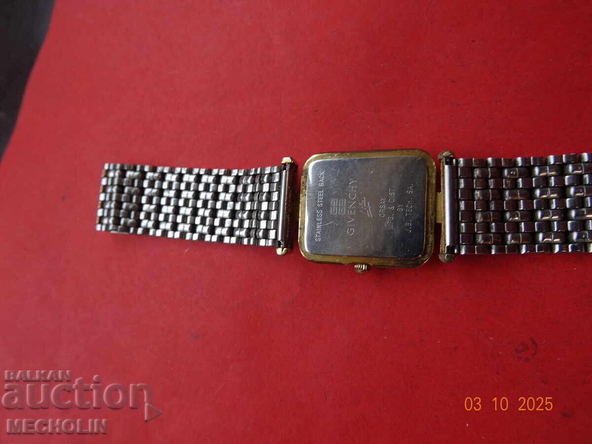 COLLECTOR'S WATCH - 6