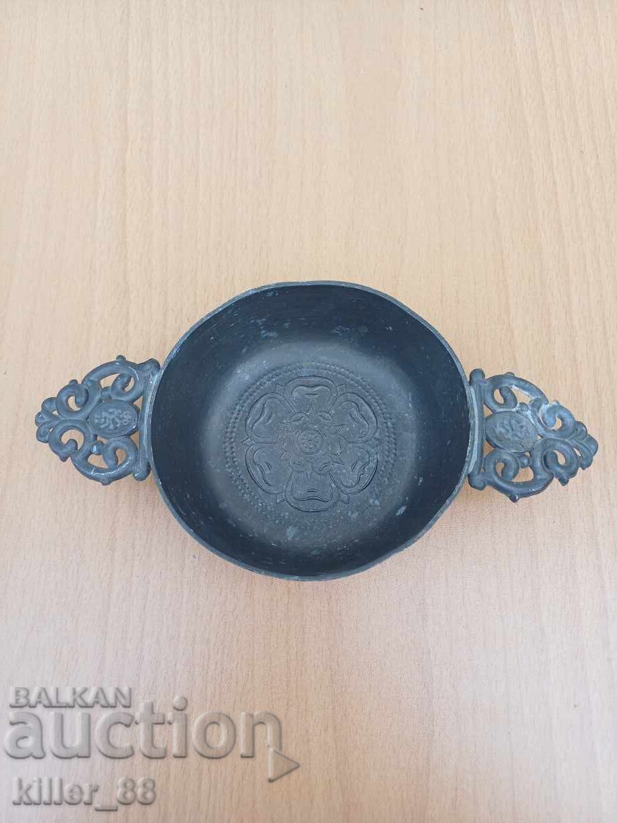 Poringer from the beginning of the 19th century with price 40.00 BGN | € 20.45 Poringer from the beginning of the 19th century with price 40.00 BGN | € 20.45