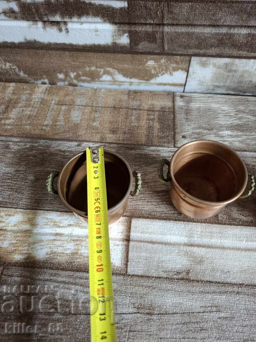 Παράδοση Μικρά μίνι δοχεία Παράδοση Μικρά μίνι δοχεία