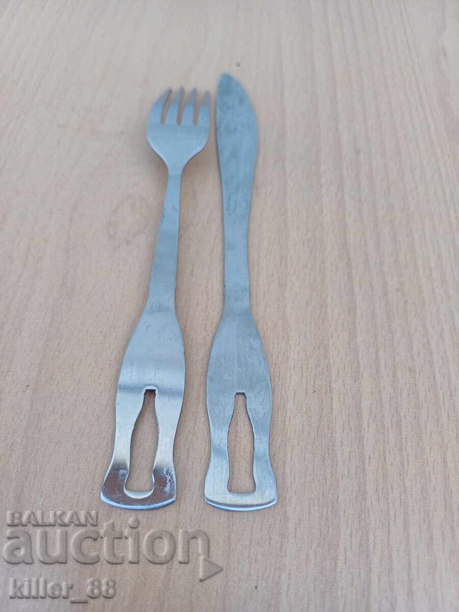 Seturi de tacâmuri pentru colecționari Coca-Cola cu preț 15.00 BGN | € 7.67 Seturi de tacâmuri pentru colecționari Coca-Cola cu preț 15.00 BGN | € 7.67