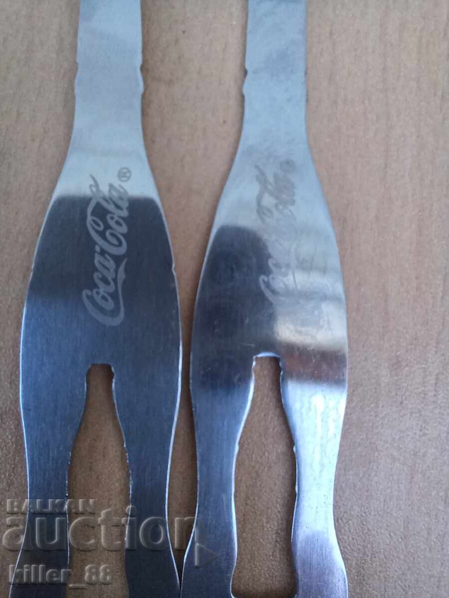 Livrarea Seturi de tacâmuri pentru colecționari Coca-Cola Livrarea Seturi de tacâmuri pentru colecționari Coca-Cola