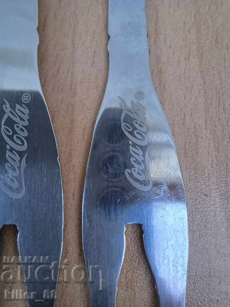 Seturi de tacâmuri pentru colecționari Coca-Cola - 6 Seturi de tacâmuri pentru colecționari Coca-Cola - 6