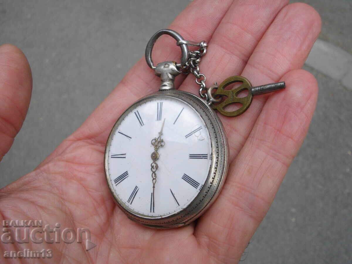 Licitație CEAS DE BUZUNAR DIN ARGINT VECHI CU CHEIE