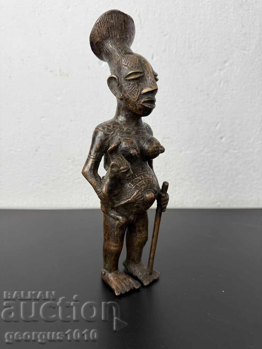 Αφρικανική τέχνη μπρούτζινο ειδώλιο Νο. 7428 με τιμή 600.00 BGN | € 306.78