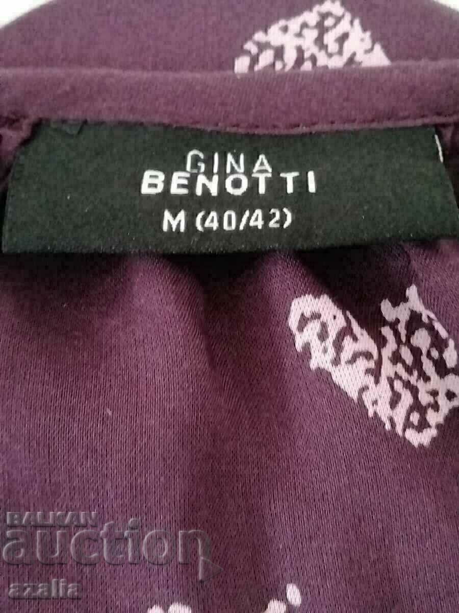 Delivery of Purple women's tunic Delivery of Purple women's tunic