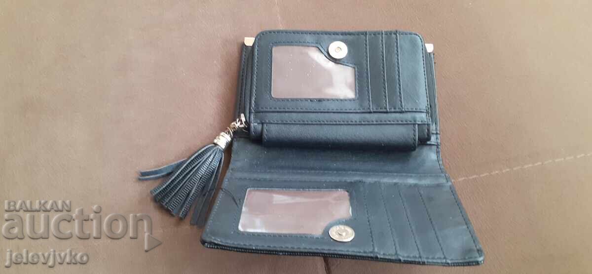Auction  Ladies' wallet