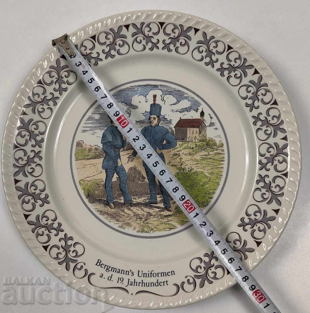 Συλλεκτικό Πορσελάνινο Πιάτο με Σήμανση, Άθικτο με τιμή 29.00 BGN | € 14.83