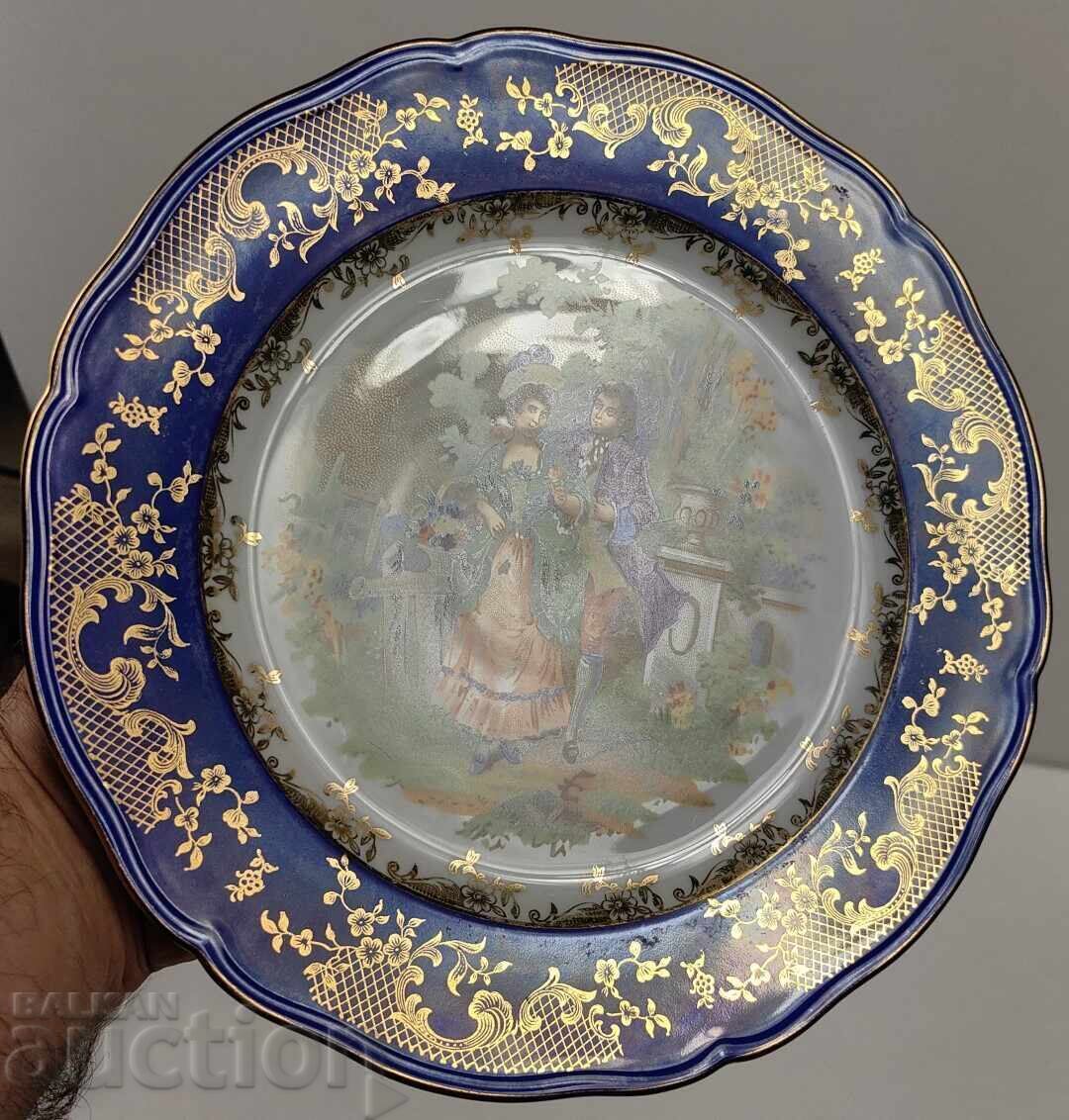 BAVARIA ELITE COLLECTOR'S PORCELAIN PLATE MARKED ZDR BAVARIA ELITE COLLECTOR'S PORCELAIN PLATE MARKED ZDR