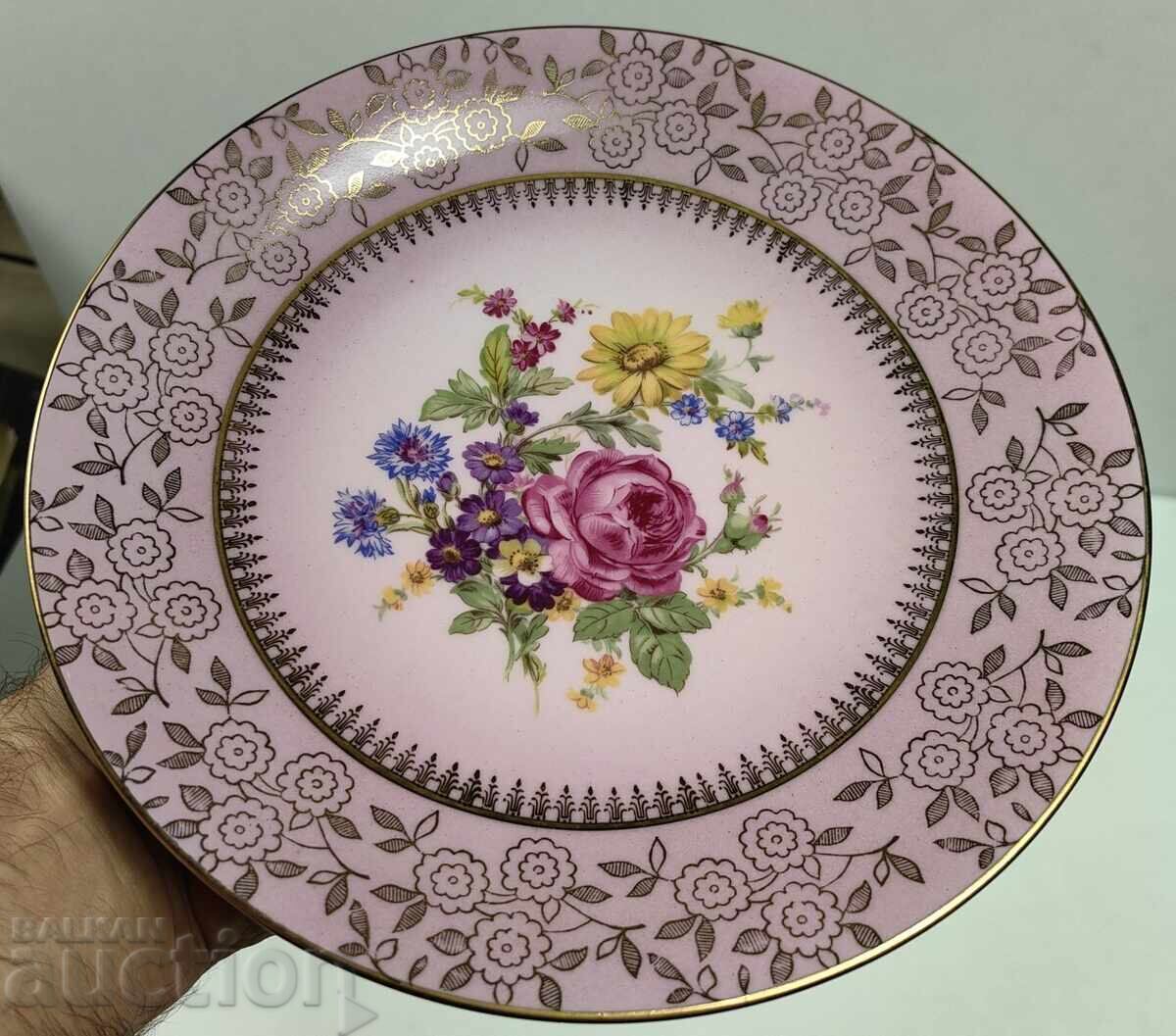 CZECHOSLOVAKIA COLLECTOR'S PORCELAIN PLATE MARKED with price 40.00 BGN | € 20.45