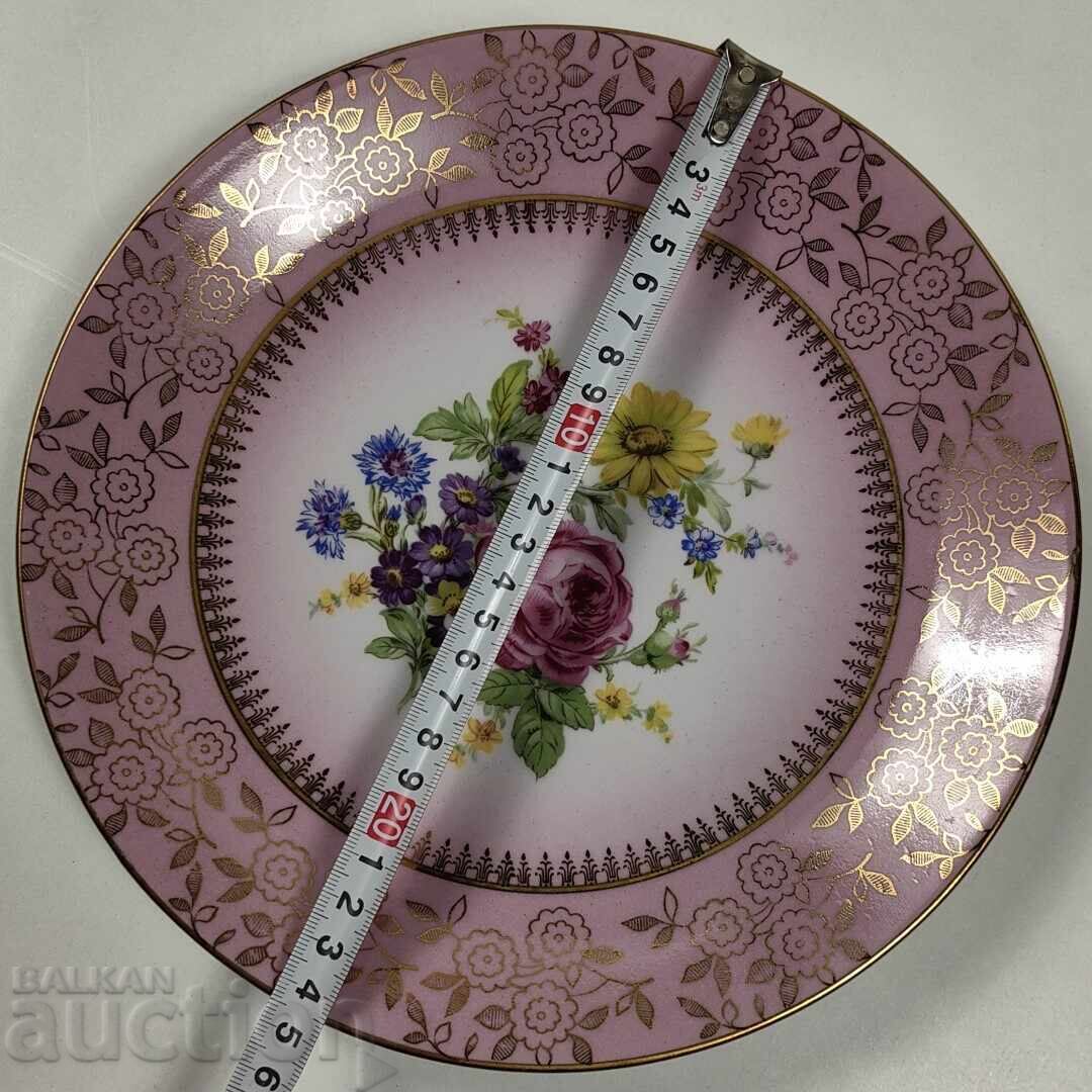 CZECHOSLOVAKIA COLLECTOR'S PORCELAIN PLATE MARKED - 5