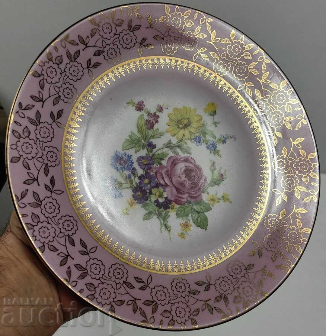 CZECHOSLOVAKIA COLLECTOR'S PORCELAIN PLATE MARKED