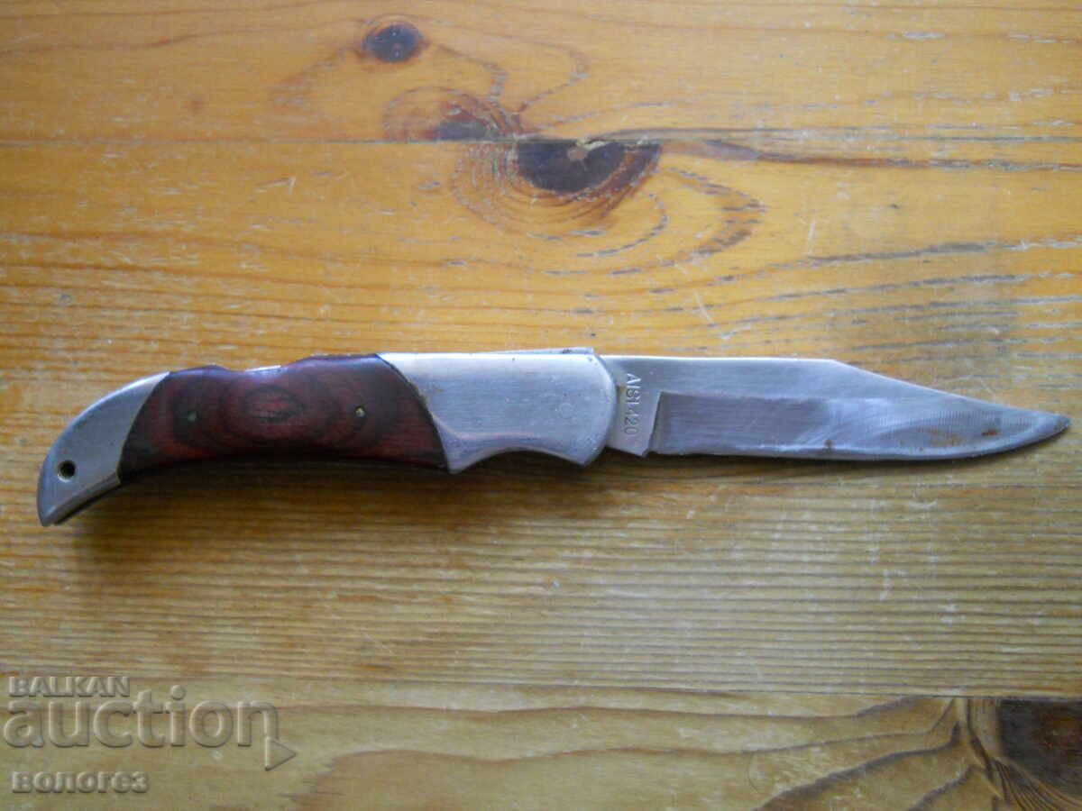 Δημοπρασία Πτυσσόμενο μαχαίρι με λαβές από κόκκαλο "Shwarz Wolf" Δημοπρασία Πτυσσόμενο μαχαίρι με λαβές από κόκκαλο "Shwarz Wolf"