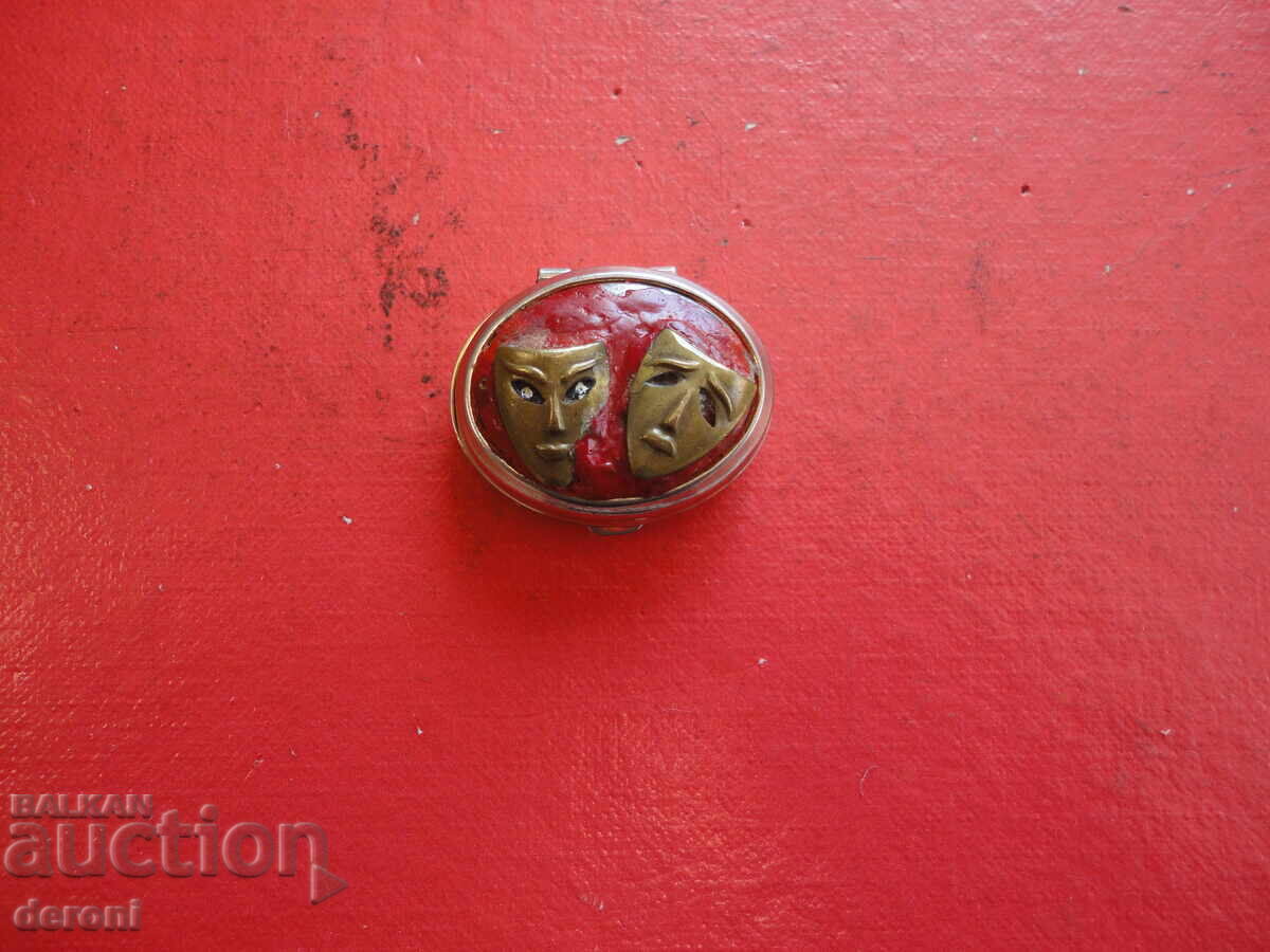 Аукцион Бронзова кутийка за хапчета бижута с емайл 32 Аукцион Бронзова кутийка за хапчета бижута с емайл 32